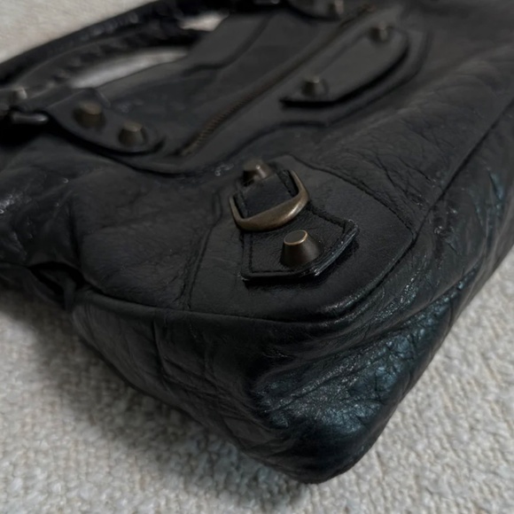 Authentic Balenciaga Women's First City Bag Mini In Black - Picture 14 of 16